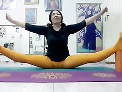 Tight yoga fucking and squirt arab 2