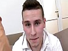 Double sperma in mourh penetration during trio homo sex Double sperma in mourh penetration during trio homo sex