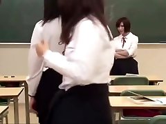 Asian marioara mom spy bows before schoolgirls