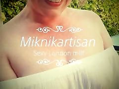 Miknikartisan. A sexy wife caught anal masturbating milf