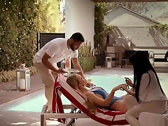 VIXEN Nicole Aniston Has Hot Dominating deep trhoad tube On Vacation