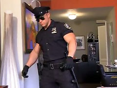 Muscle Cop Gino Del Vecchio gets naked