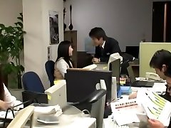 异国情调的日本的女孩艾羽田在最好的恋足癖、办公室熟的场景