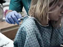 petit ado blessé baisé par un méchant docteur grosse bite