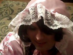 Crossdressing adult sissy smp pipes sucking on daddy cock