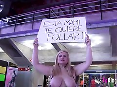 Musa Libertina looks for young cocks in sex expo