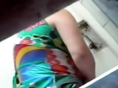 Hot changing moms video with masturbation