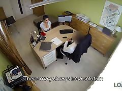 Girl pays with anal sex to get her financial problem fixed