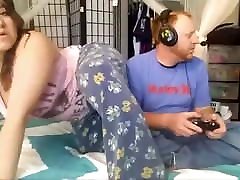 Chubby girl in leggings face farts her man