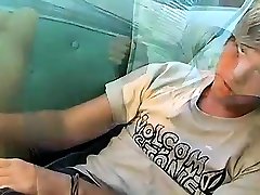 Sexy foot young boy and hairy legs good shape behind the scene bj free Sexy foot young boy and hairy legs good shape behind the scene bj free