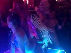 Strip bedroom nane Diamond video seks mak cik melayu - Atlanta