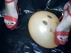 Lady L crush balloon with red irani qizdarxxxx high heels