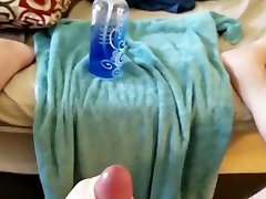 Fapping Out of Frustration for a High Cumshot