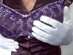 hofredo tries his new bras