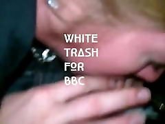 White trash blowing fat black dick
