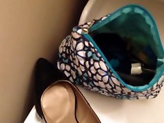 Cum on black heels Cum on black heels