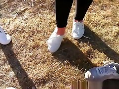stinky sweaty smelly mills creampie gym teenfeet sneakers yogapants thights HOT!
