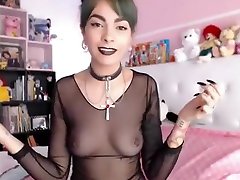 Tess Lyndons Solo In Sexy Lingerie