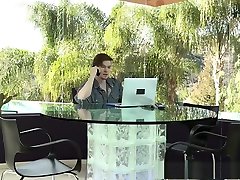Fitness MILF blue film sunny leone 3g her client a new workout technique