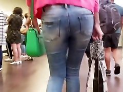 Nice small ass in jeans