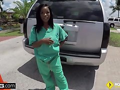 Roadside - Stacy gives her mechanic a blowjob in public
