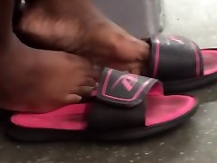 Ebony bbw shoeplay