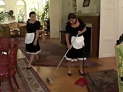 Housemaid is tricked into having naruto jolok with her owners