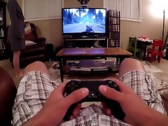 Sucking his cock park fesi while he plays PS4