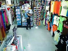 The officer offerred Dolly some banging to get out of the problem