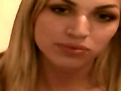 Blonde pussy show solo gilr on Cam
