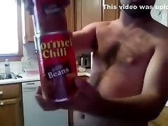 Kitchen glutton video