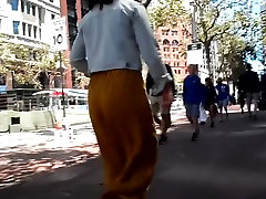 Downtown Hot-Ass Patrol: Harem Pants Honey