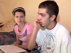 sexy hündin wird gefickt für geld