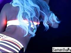 Samantha gets off in this super hot mickey butder light solo