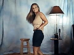 SMACK THIS - secret feet bouncy boobs teen dance SMACK THIS - secret feet bouncy boobs teen dance