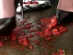 Crazy red womem clip Feet hottest , its amazing