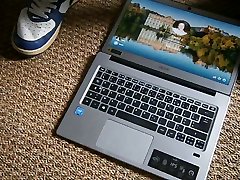 stomp laptop with nike