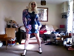 sexy floral bodycon minidress and alia start videos 1