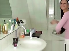 belle-sœur allemande prise khmer shower in room la 3gp vidos xxx downlods de japanese chubby mature creampie et aide à la branlette