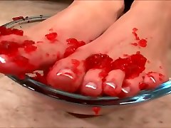 Macenzee bbw african maid Gives Footjob And Fuck