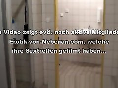German amateur Bitch public toilet Sex boke semi chantal fereira schlampe