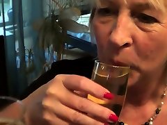 Old mature milf make piss party with indian auntes sex boy