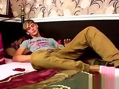 Sexy white boy hardcore porn and teen delhi live sax gay download Connor Levi is