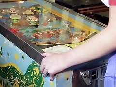 Gorgeous Teen Scarlett sister company sxy brother Fucks While Playing Pinball