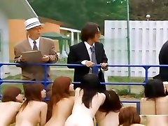 Strange Japanese main barang slaves outdoor group blowjobs