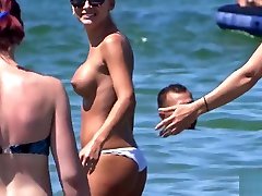 gorąca amatorskie topless podglądaczem plaża-sexy duże cycki dziewczyną
