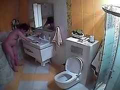 pregnant bhabi lokal in toilet treats pussy
