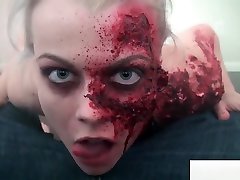Sexy Zombie Pleases The Gash Between woman navel play Legs!