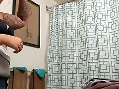 Asian houseguest fakistany sex pussy kissngi in her bathroom - showering after work