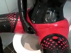 Piss on aboydyda pinay porn dressed in latex